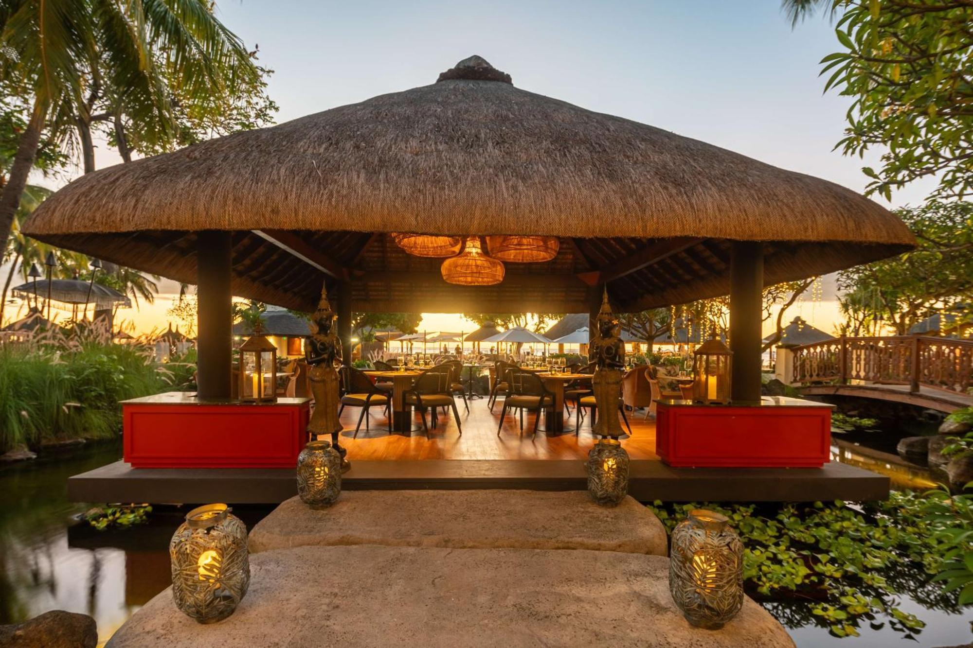 Hilton Mauritius Resort & Spa Flic en Flac Exterior photo